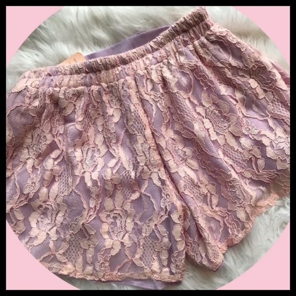 NWT Pink Lace Shorts - Picture 2 of 5